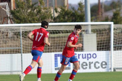 Los sorianos empataron ante el líder