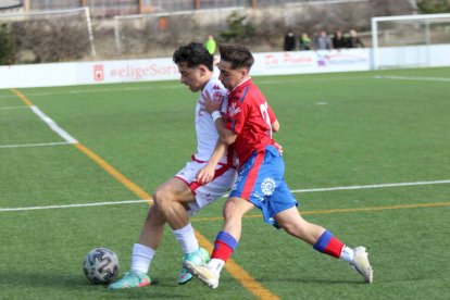 Los sorianos empataron ante el líder