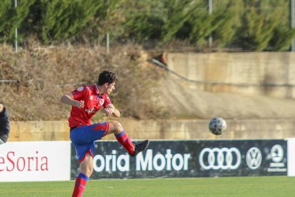 Los sorianos empataron ante el líder