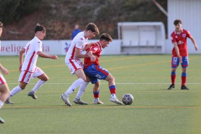 Los sorianos empataron ante el líder