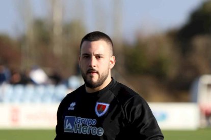 Los sorianos empataron ante el líder