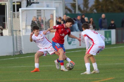 Los sorianos empataron ante el líder