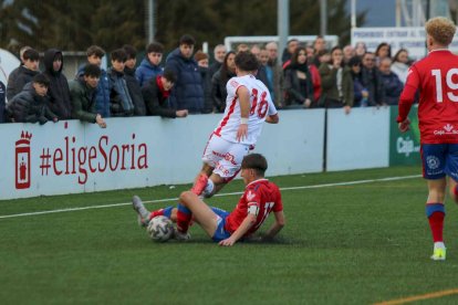 Los sorianos empataron ante el líder