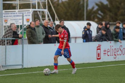 Los sorianos empataron ante el líder