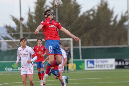 Los sorianos empataron ante el líder