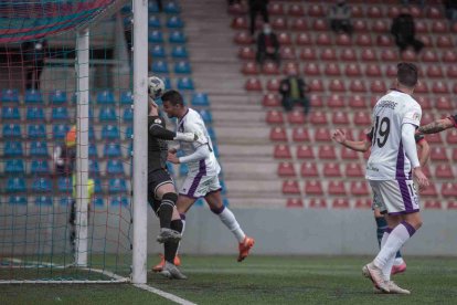 Moha fue el autor del gol en Langreo hace cuatro años.