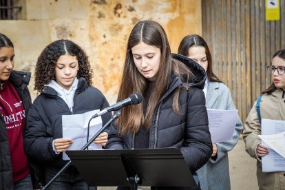 El instituto y la fundación Antonio Machado han recordado al poeta en el aniversario de su fallecimiento.