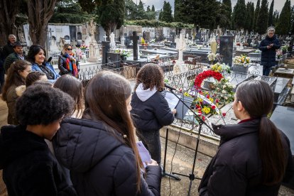 El instituto y la fundación Antonio Machado han recordado al poeta en el aniversario de su fallecimiento.