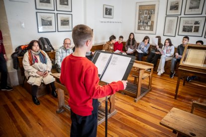 Lectura durante 12 horas en el aula del poeta del Instituto Antonio Machado.