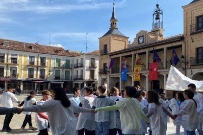 El desfile infantil de disfraces abre los actos de Carnaval en El Burgo de Osma.