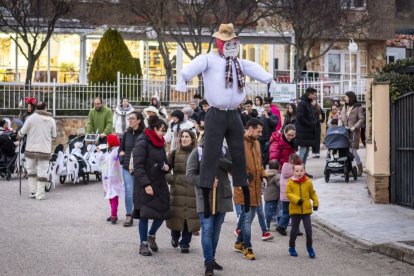Tradición y disfraces en el Carnaval de Fuentetoba