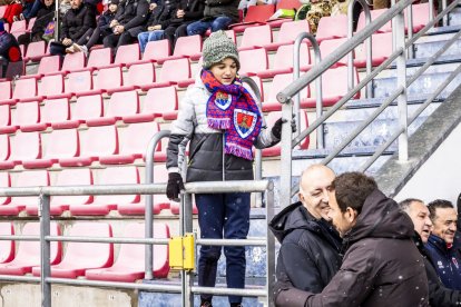Buen partido de los rojillos bajo la nieve