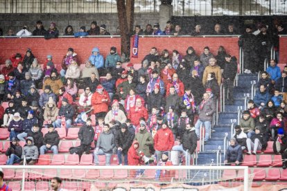 Buen partido de los rojillos bajo la nieve