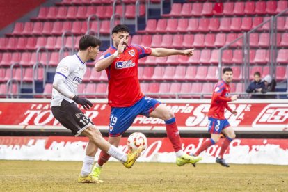 Buen partido de los rojillos bajo la nieve