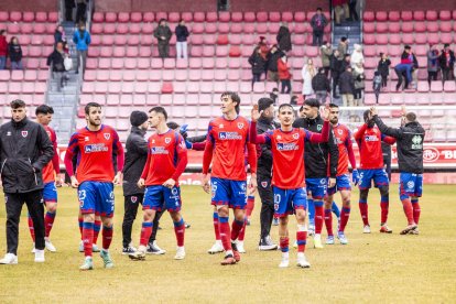Buen partido de los rojillos bajo la nieve