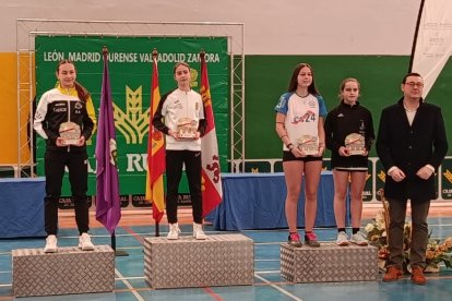 Jimena Ayllón en la categoría individual sub 15.
