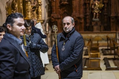 El Cristo recorrió los claustros de la Concatedral de San Pedro