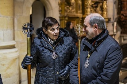 El Cristo recorrió los claustros de la Concatedral de San Pedro