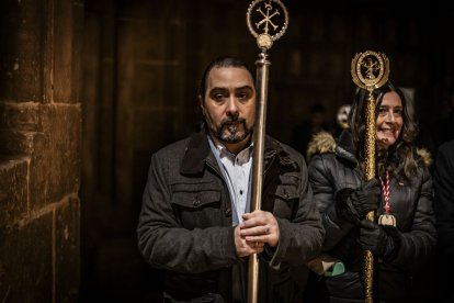 El Cristo recorrió los claustros de la Concatedral de San Pedro