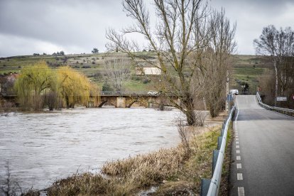 La Confederación Hidrográfica del Duero recomienda extremar la precaución en todo el cauce.