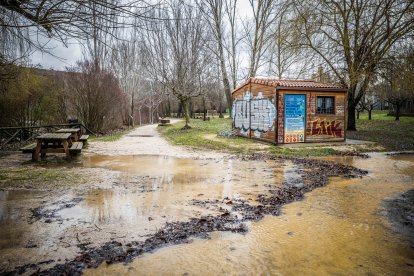 La Confederación Hidrográfica del Duero recomienda extremar la precaución en todo el cauce.