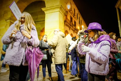 Multitudinaria manifestación del 8M por el centro de Soria.