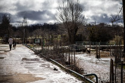 La borrasca Jana desborda las márgenes del Duero y alguno de sus afluentes en Soria.