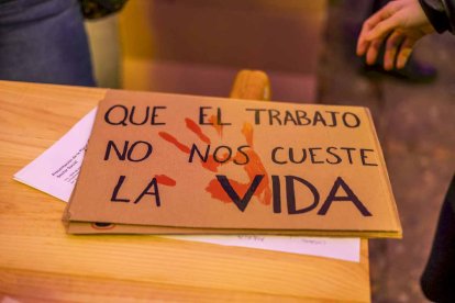 Se exigieron derechos y protección para el sector social