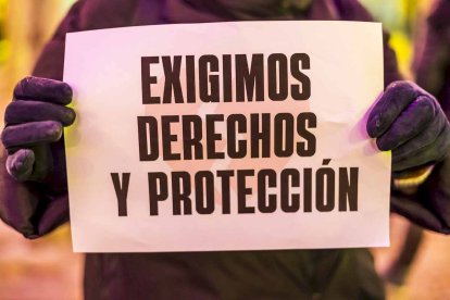 Se exigieron derechos y protección para el sector social