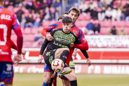 Este empate pone en peligro conseguir la plaza de ascenso directo