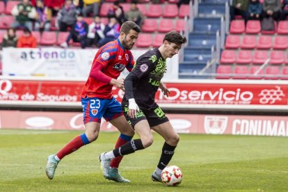 Este empate pone en peligro conseguir la plaza de ascenso directo