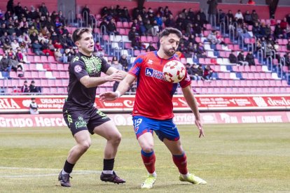 Este empate pone en peligro conseguir la plaza de ascenso directo