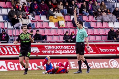 Este empate pone en peligro conseguir la plaza de ascenso directo
