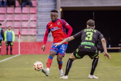 Este empate pone en peligro conseguir la plaza de ascenso directo