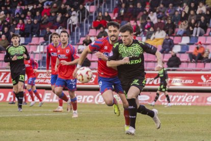 Este empate pone en peligro conseguir la plaza de ascenso directo