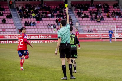 Este empate pone en peligro conseguir la plaza de ascenso directo
