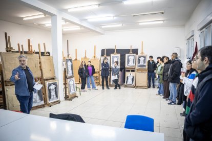 El centro abrió sus puertas para recibir a los alumnos interesados en sus bachilleratos, grados y ciclos.