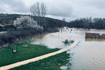 Desbordamiento en Garray en la mañana de este sábado.
