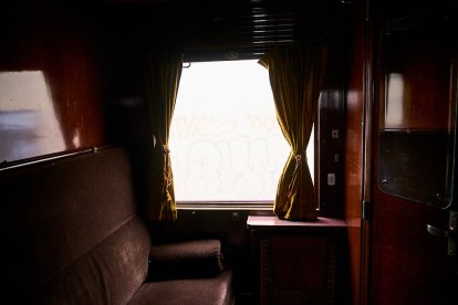 Visita de los trenes históricos del Torrenzo Express a Soria con vagones y locomotoras singulares.