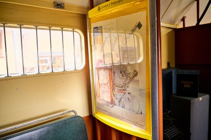 Visita de los trenes históricos del Torrenzo Express a Soria con vagones y locomotoras singulares.