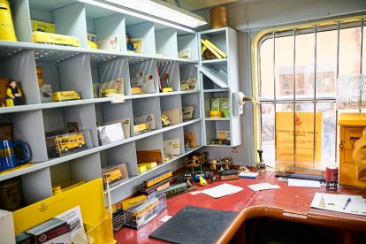 Visita de los trenes históricos del Torrenzo Express a Soria con vagones y locomotoras singulares.