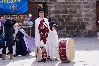 Nueve cofradías de Soria, La Rioja, Navarra y Zaragoza participaron en la XXVII Exaltación de la Corneta, Tambor y Bombo de Ágreda.