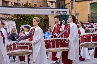 Nueve cofradías de Soria, La Rioja, Navarra y Zaragoza participaron en la XXVII Exaltación de la Corneta, Tambor y Bombo de Ágreda.