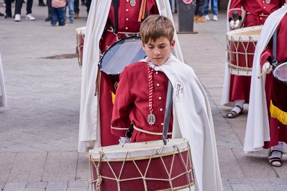 Nueve cofradías de Soria, La Rioja, Navarra y Zaragoza participaron en la XXVII Exaltación de la Corneta, Tambor y Bombo de Ágreda.