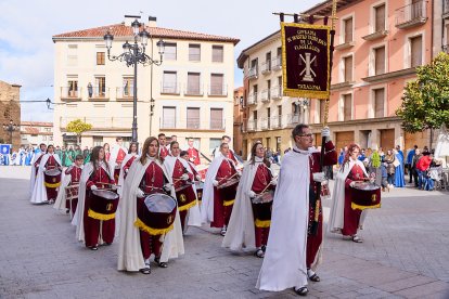 Nueve cofradías de Soria, La Rioja, Navarra y Zaragoza participaron en la XXVII Exaltación de la Corneta, Tambor y Bombo de Ágreda.