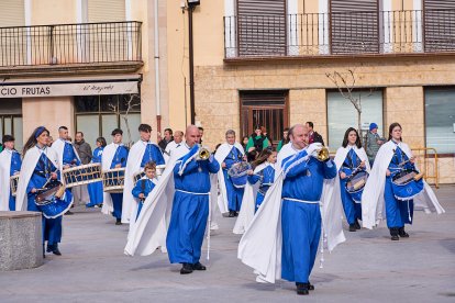 Nueve cofradías de Soria, La Rioja, Navarra y Zaragoza participaron en la XXVII Exaltación de la Corneta, Tambor y Bombo de Ágreda.