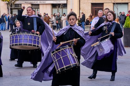 Nueve cofradías de Soria, La Rioja, Navarra y Zaragoza participaron en la XXVII Exaltación de la Corneta, Tambor y Bombo de Ágreda.