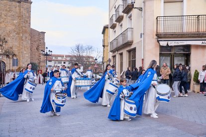 Nueve cofradías de Soria, La Rioja, Navarra y Zaragoza participaron en la XXVII Exaltación de la Corneta, Tambor y Bombo de Ágreda.