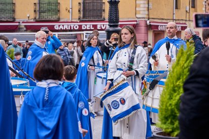 Nueve cofradías de Soria, La Rioja, Navarra y Zaragoza participaron en la XXVII Exaltación de la Corneta, Tambor y Bombo de Ágreda.