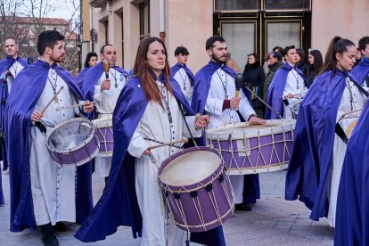 Nueve cofradías de Soria, La Rioja, Navarra y Zaragoza participaron en la XXVII Exaltación de la Corneta, Tambor y Bombo de Ágreda.